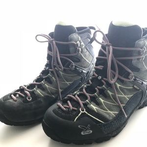 Vibram Hiking Boots
